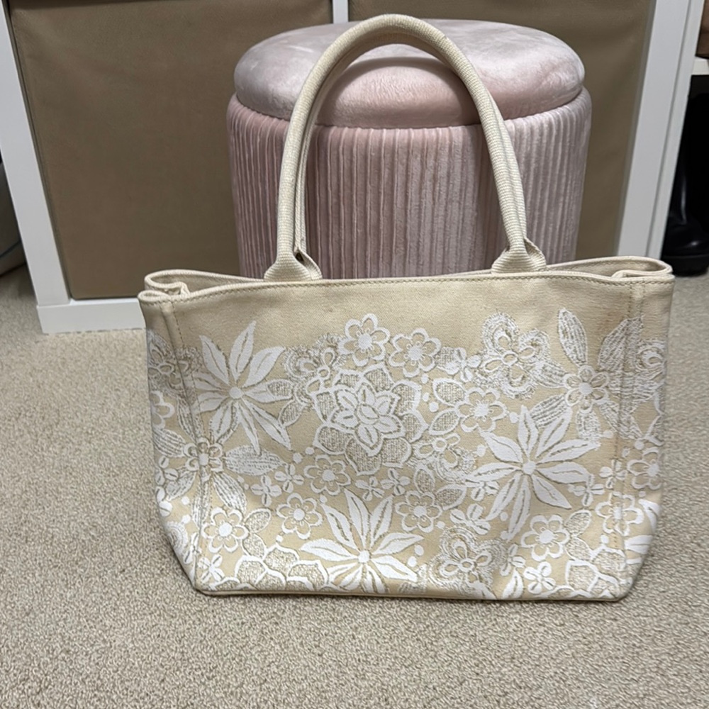 Oscar de la Renta Cream and White Floral Tote Bag